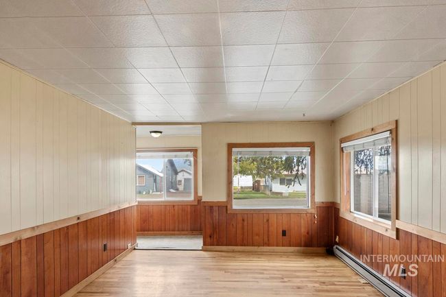 407 S Front St, House other with 2 bedrooms, 1 bathrooms and null parking in Cascade ID | Image 7