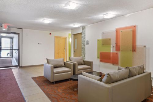 221-4820 Park Commons Dr, Saint Louis Park, MN, 55416-2642 | Card Image