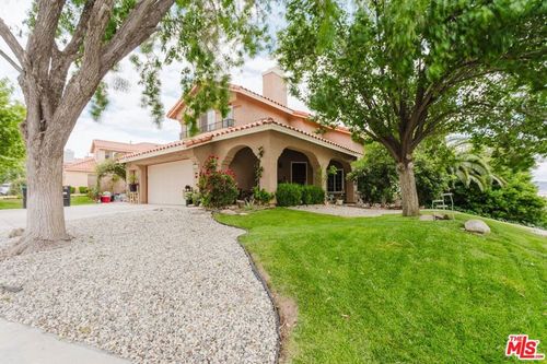 42665 Tempo Dr, Lancaster, CA, 93536 | Card Image