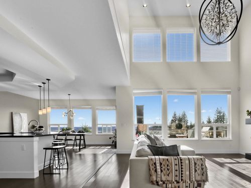 3492 Bishop Pl, Coquitlam, BC, V3E0K2 | Card Image