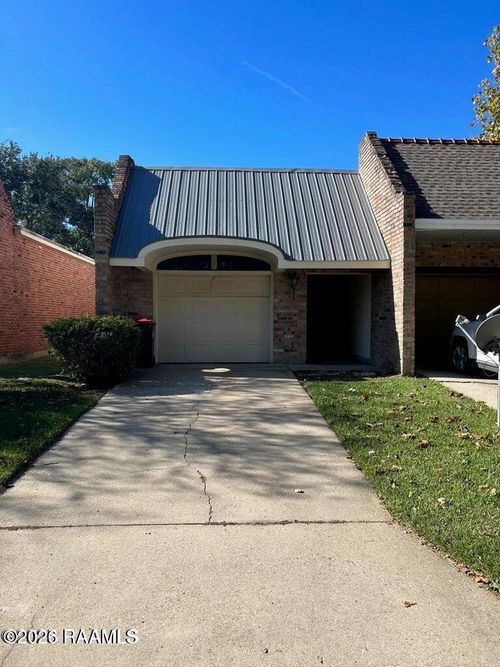 apt-a-205 Castle Row, Lafayette, LA, 70506-7117 | Card Image