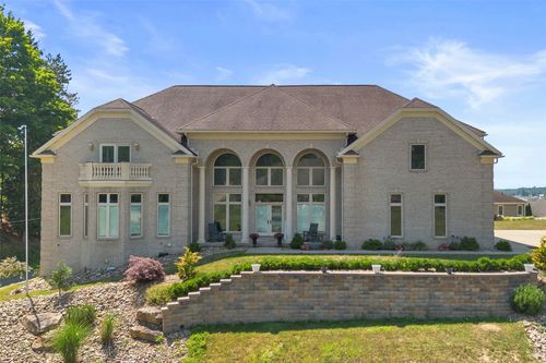 11805 Morningshore Dr, Conneaut Lake, PA, 16316-4057 | Card Image