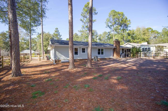 40 Tamarisk Ln, House other with 3 bedrooms, 2 bathrooms and 2 parking in Pinehurst NC | Image 54