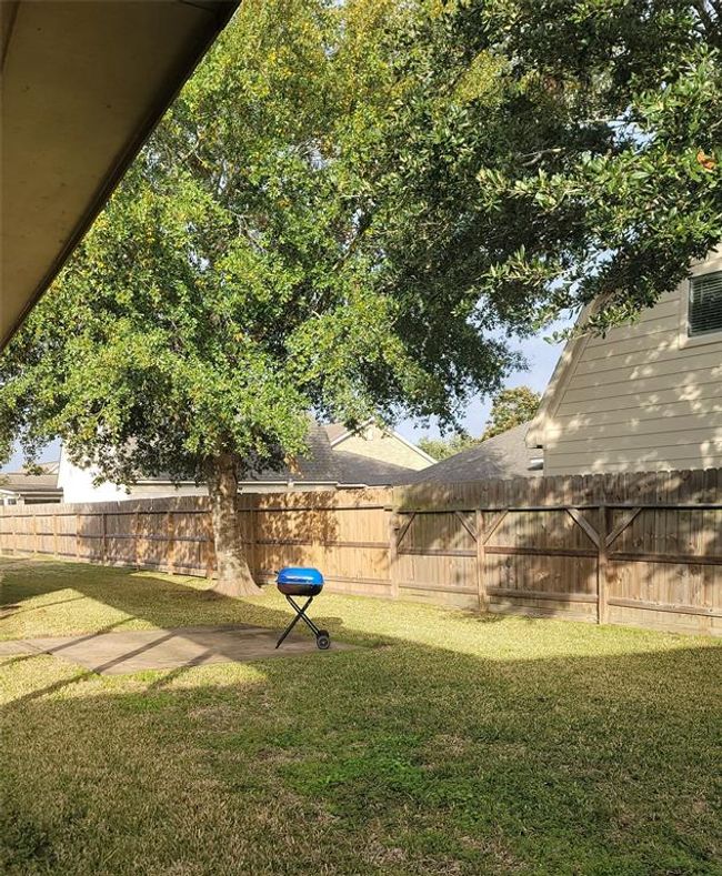 3501 Carson Ct, House other with 4 bedrooms, 3 bathrooms and 4 parking in Pearland TX | Image 24