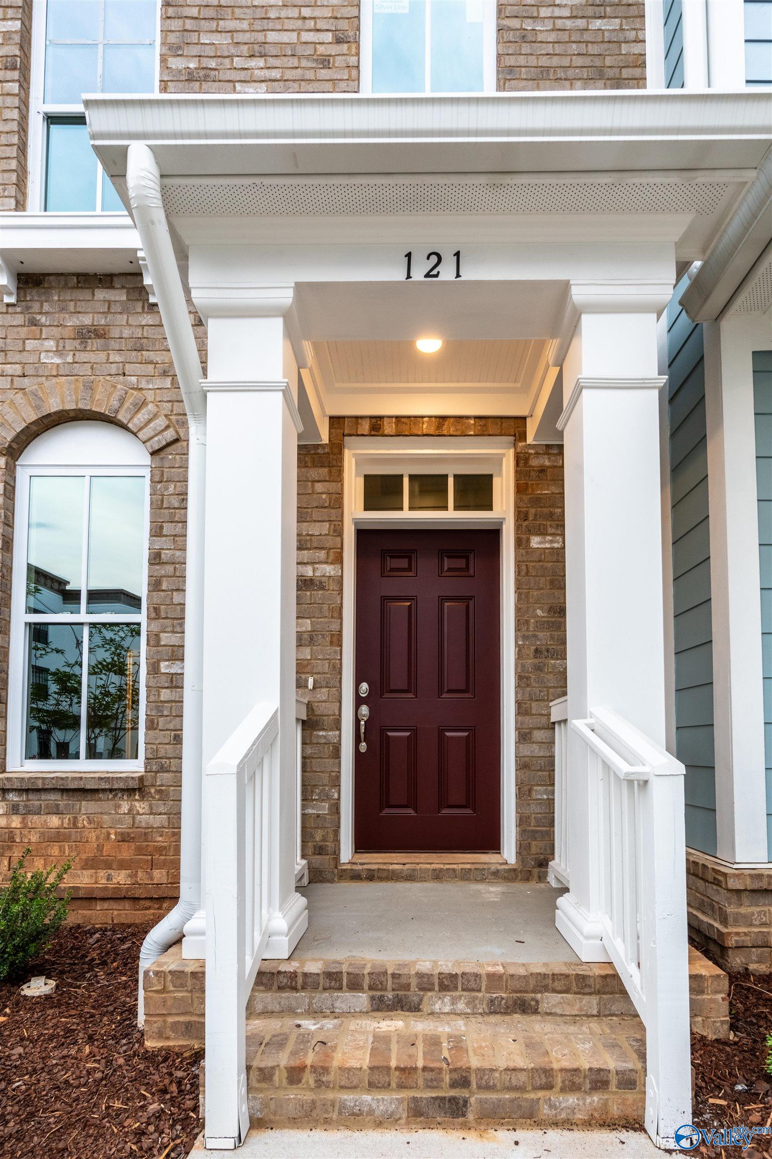 Iberville St, Madison, AL 35758