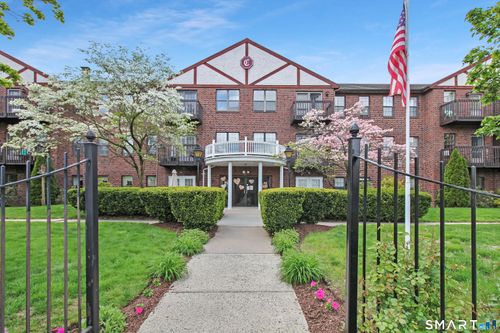 apt-108-45 Highland St, West Hartford, CT, 06119-1364 | Card Image