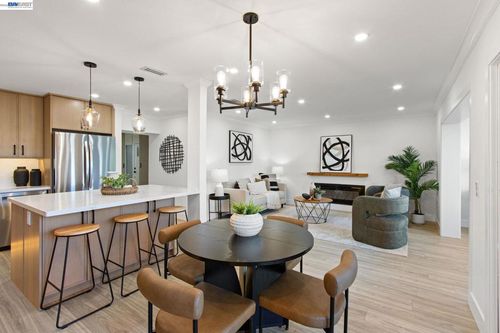 apt-4-2772 Tice Creek Dr, Walnut Creek, CA, 94595-3218 | Card Image
