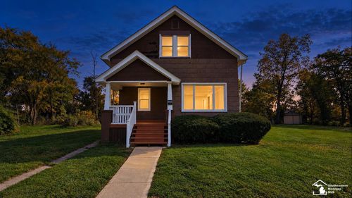 9354 Burnette St, Detroit, MI, 48204-2831 | Card Image