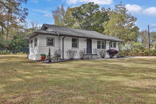 5599 Redan Cir, Stone Mountain, GA, 30088-3411 | Card Image