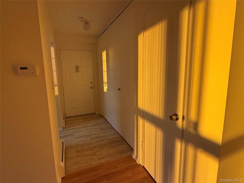 apt-1-25-55 N Broadway, White Plains, NY, 10601-1641 | Card Image