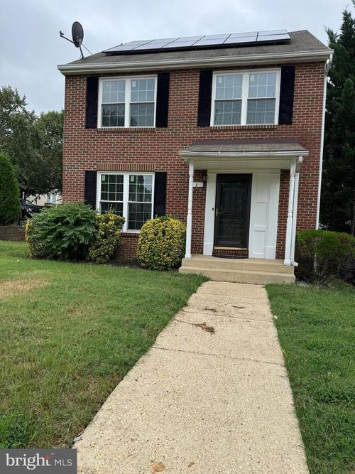 3 Anacostia Rd Se, WASHINGTON, DC, 20019-4136 | Card Image