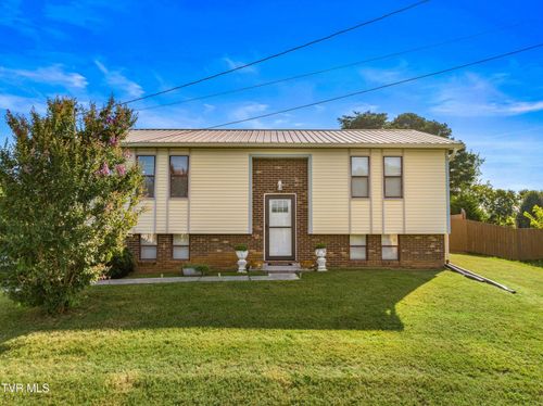 2205 Kingswood Dr, Morristown, TN, 37813-1528 | Card Image