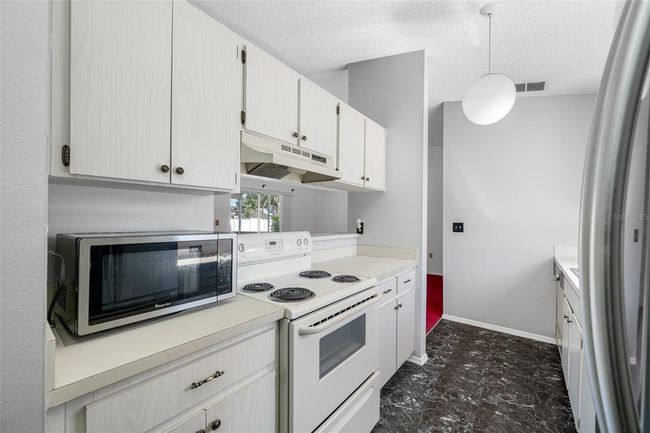 7309 Berwick Way, House other with 3 bedrooms, 2 bathrooms and null parking in Weeki Wachee FL | Image 17