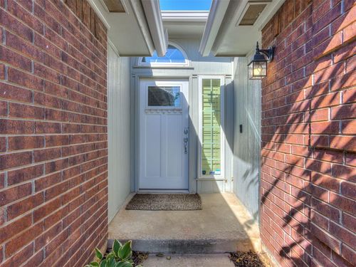 3028 Weymouth Way, Norman, OK, 73071 | Card Image