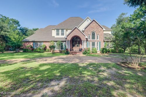 24552 Arcadia Farm Rd, Pass Christian, MS, 39571-5525 | Card Image