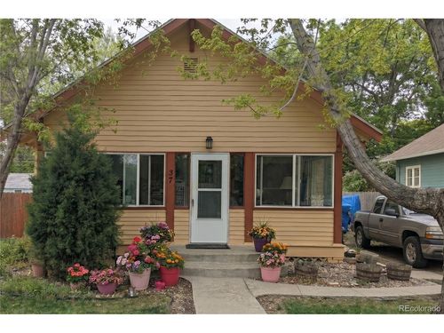 37 E 4th Ave, Longmont, CO, 80504-1405 | Card Image