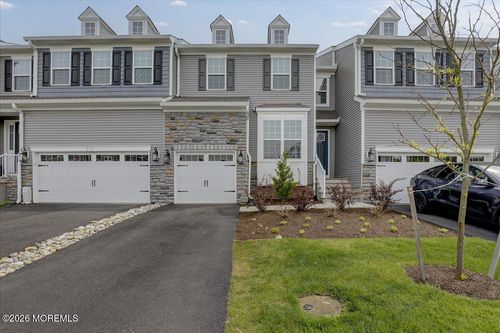 513 Fremont Dr, Englishtown, NJ, 07726-4334 | Card Image