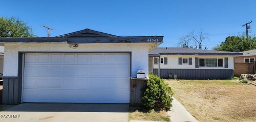 44544 2nd St E, Lancaster, CA, 93535-2513 | Card Image