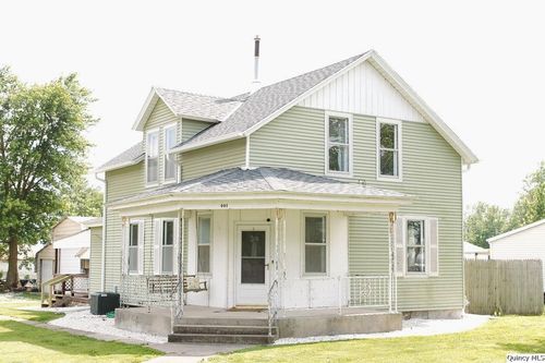 401 Liberty St, Coatsburg, IL, 62325-1021 | Card Image