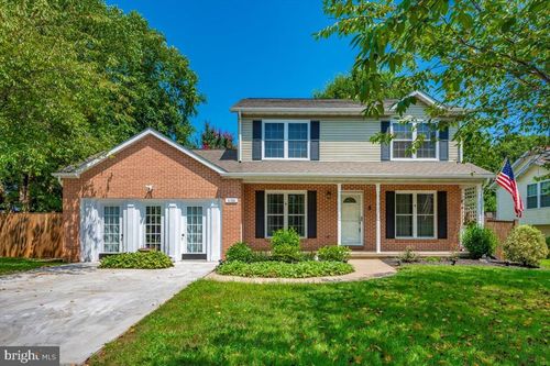 6301 White Cedar Ct, SYKESVILLE, MD, 21784-4915 | Card Image