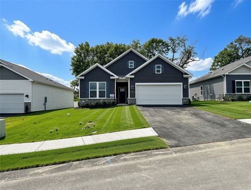 357 Gleneagles Dr, Butler, PA, 16001-1168 | Card Image