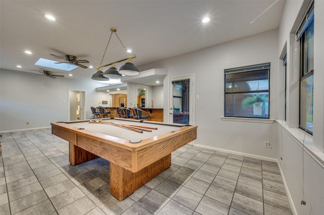 Pool table can convey | Image 16