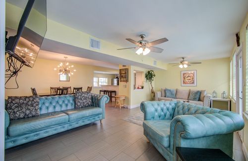21225 Gulf Dr, Galveston, TX, 77554 | Card Image