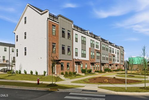 513 Hedrick Ridge Rd, Cary, NC, 27519-8974 | Card Image