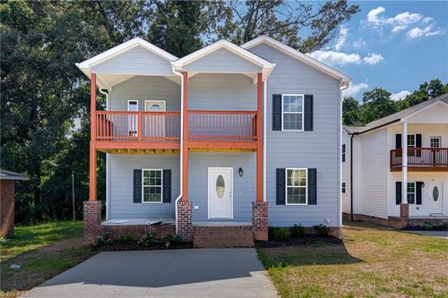 128 Adams St, Kernersville, NC, 27284-2602 | Card Image