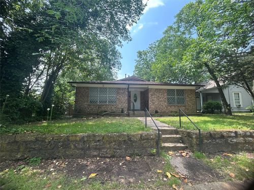 1024 W Chestnut St, Denison, TX, 75020-3344 | Card Image