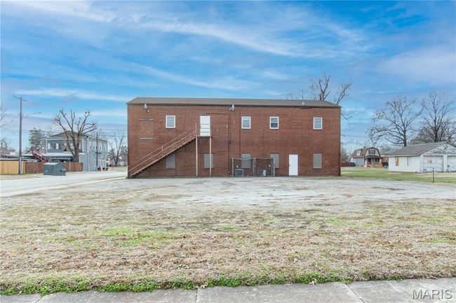 2334 E 25 Th St, House other with 0 bedrooms, 0 bathrooms and null parking in Granite City IL | Image 11