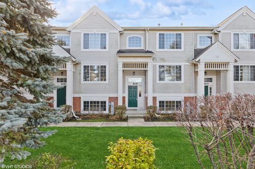 505 Cary Woods Cir, Cary, IL, 60013-2069 | Card Image