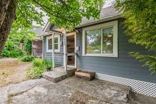 20420 Lorne Ave, Maple Ridge, BC, V2X1G7 | Card Image