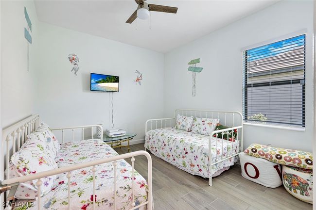 11030 Pebble Springs Run, House other with 3 bedrooms, 3 bathrooms and null parking in Fort Myers FL | Image 25