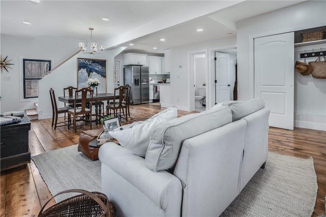 1167 Main St, House other with 3 bedrooms, 4 bathrooms and null parking in Malden On Hudson NY | Image 4
