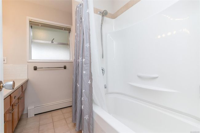 416 Parkhill Terr, House other with 5 bedrooms, 3 bathrooms and 8 parking in Ladysmith BC | Image 32