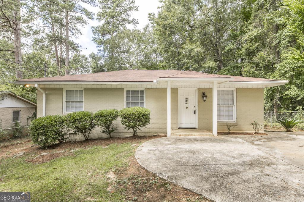 Lawton Rd, Macon, GA 31204