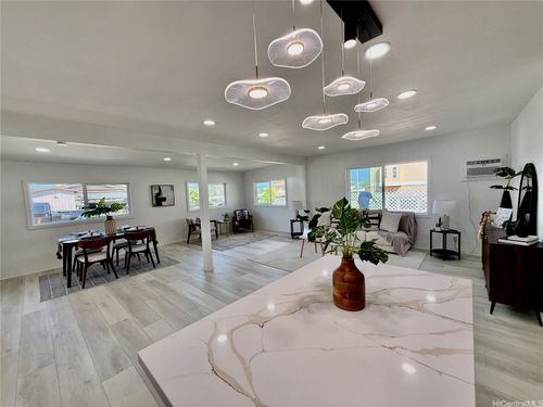 94-330 Kipou St, Waipahu, HI, 96797-1330 | Card Image