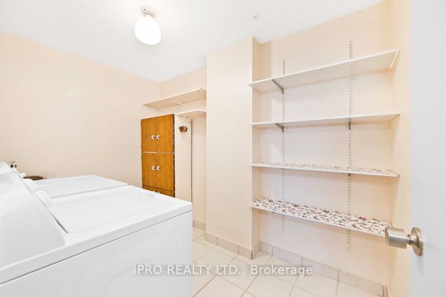1002 - 1320 Mississauga Valley Blvd, Condo with 3 bedrooms, 2 bathrooms and 2 parking in Mississauga ON | Image 20