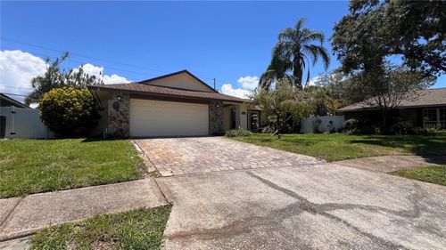 10007 Linden Place Dr, SEMINOLE, FL, 33776-1602 | Card Image
