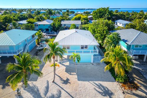 22748 Blackbeard Ln, Cudjoe Key, FL, 33042-4201 | Card Image