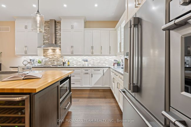 1682 Heathside Cres, House other with 5 bedrooms, 5 bathrooms and 4 parking in Pickering ON | Image 15