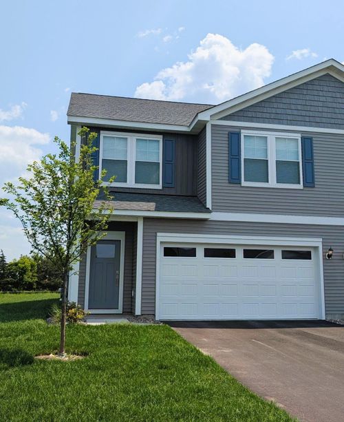 39729 Fallbrook Ave, North Branch, MN, 55056-7406 | Card Image