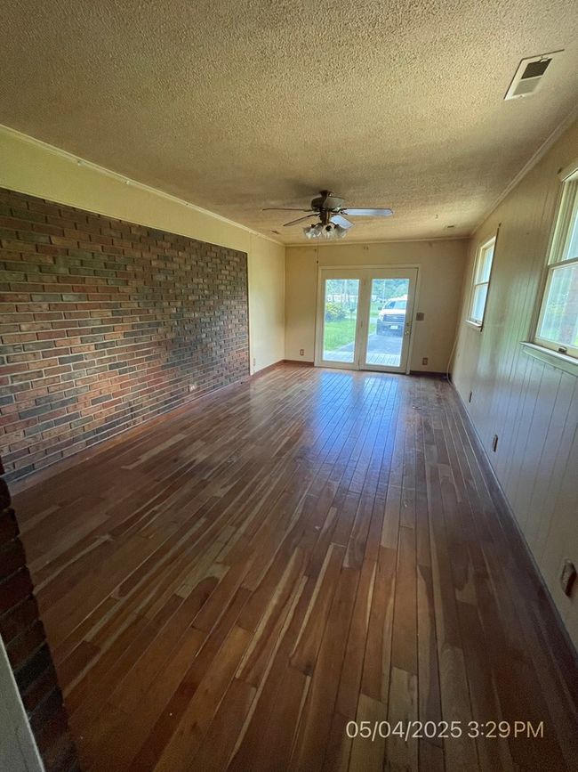 606 Kirby Rd, Home with 3 bedrooms, 2 bathrooms and null parking in Raven VA | Image 35