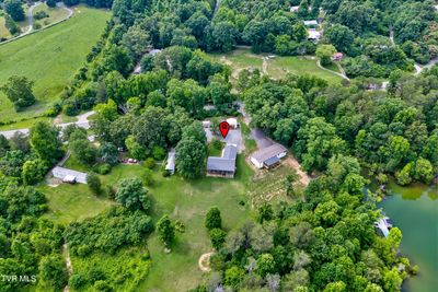 5416 Hwy 11w South, House other with 2 bedrooms, 2 bathrooms and null parking in Bean Station TN | Image 2