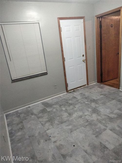 6154 Woodhall Street, Detroit, MI, 48224 | Card Image