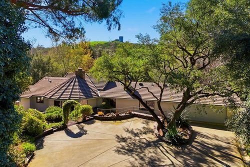 432 Arnold Way, Alpine, CA, 91901 | Card Image