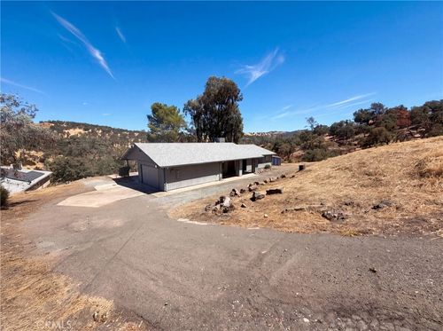 6041 Thornicroft, Valley Springs, CA, 95252 | Card Image