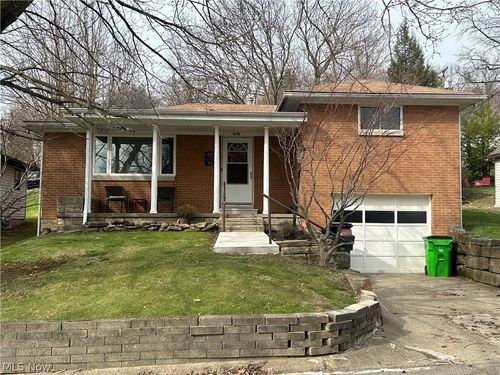 1618 Adams St, Coshocton, OH, 43812-1837 | Card Image