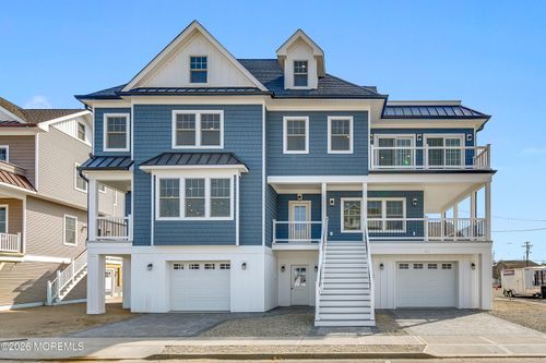 105 5th Ave, Seaside Heights, NJ, 08751-1209 | Card Image